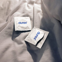 Durex Naturals Condoms (Lifestyle shot)